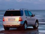Mercedes-Benz ML500 2001 года
